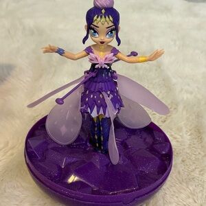 Hatchimals  Pixie Flyer Sparkling Purple Fairy